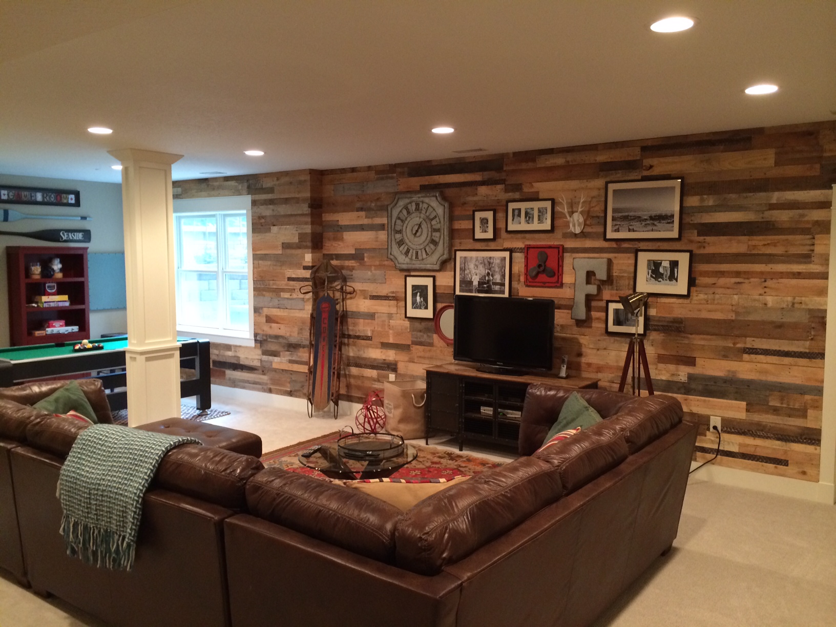 wood pallet living room wall